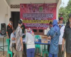 Polres Serang Gelar Serbuan Vaksinasi 