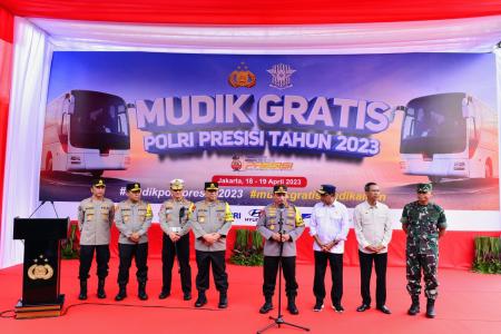 Kapolri Lepas 434 Bus Mudik Gratis Pol