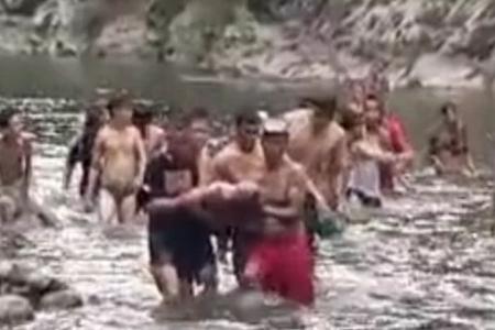 Tegelam di sungai gintung