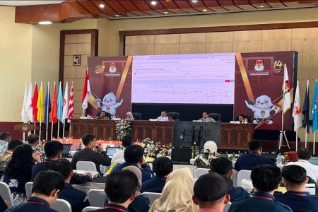 KPU WONOSOBO GELAR RAPAT PLENO TER