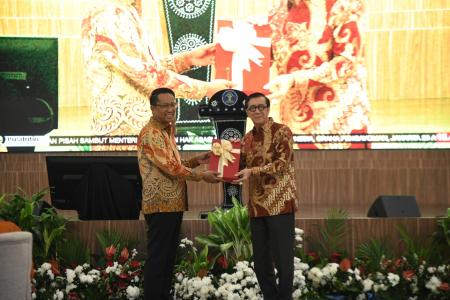 TERIMA JABATAN MENKUMHAM, SUPRATMA