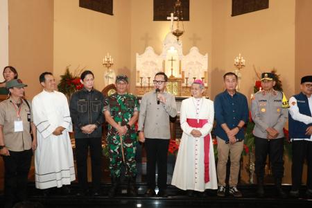 PASTIKAN PERAYAAN NATAL BERLANGSUNG LA
