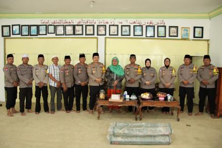 KAPOLRES SUMENEP JALIN SILATURAHMI