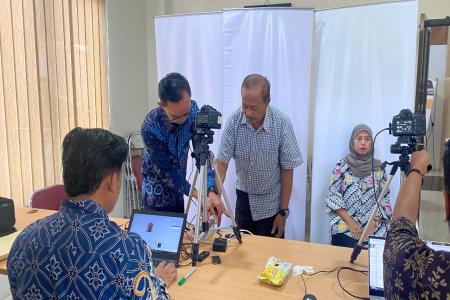 KANIM WONOSOBO FASILITASI LAYANAN 