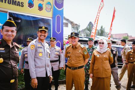 BUPATI BANYUMAS SADEWO TINJAU POSK