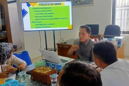 PLT. KEPALA DINKOP DAN UKM KABUPAT