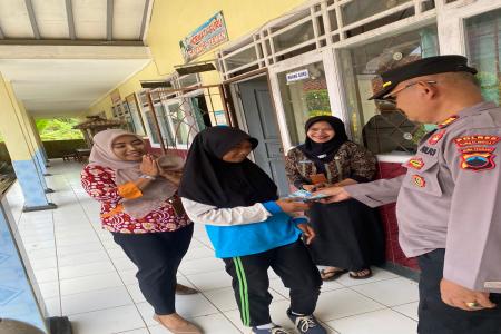 KAPOLSEK KARANGANYAR BERSAMA ANGGO