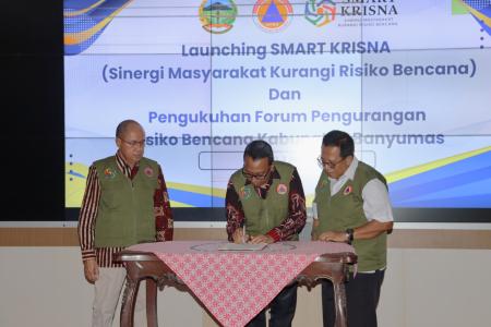BUPATI SADEWO KUKUHKAN FORUM PENGU