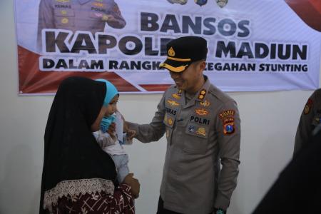 PEDULI STUNTING, KAPOLRES MADIUN S