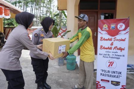Polri Untuk Masyarakat Polres Probolinggo Gelar Baksos dan Bakti Relig