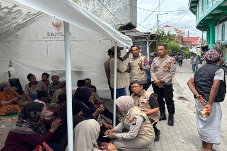 Polda Jatim Beri Trauma Healing Korban Runtuhnya Bangunan Ponpes AlKho