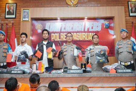 Ungkap 104 Kasus dan Amankan 71 Tersangka Polres Pasuruan Raih Peringk